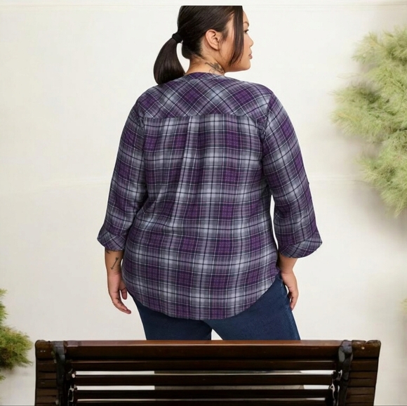 NEW! Torrid Harper 3/4 Sleeve Pullover Blouse Size M/L - Picture 2 of 11